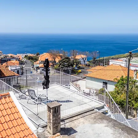 Semesterbostad Social Galinho House - Sea View - Calheta Estreito Da Calheta